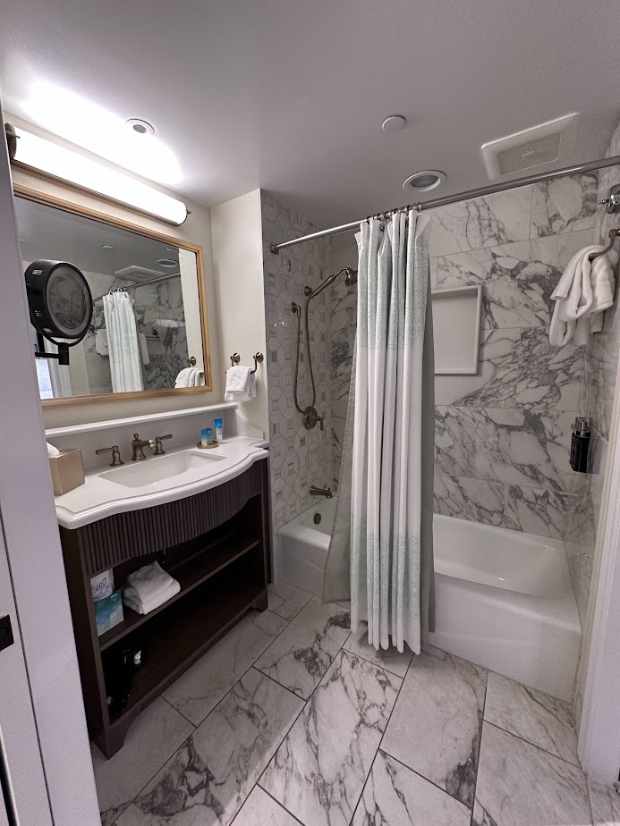 Disney’s Riviera Resort Deluxe Studio bathroom