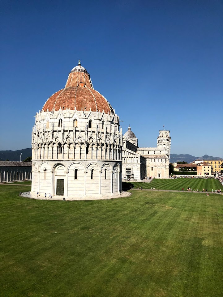 Picture of Piazza dei Miracoli/Piazza del Duomo in Pisa, which is home to the Leaning Tower