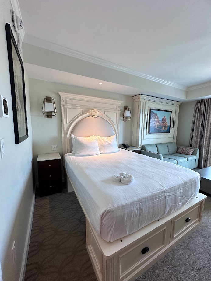 Disney’s Riviera Resort Deluxe Studio primary bed